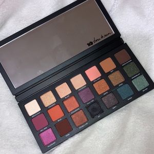 Urban Decay Born to Run Palette